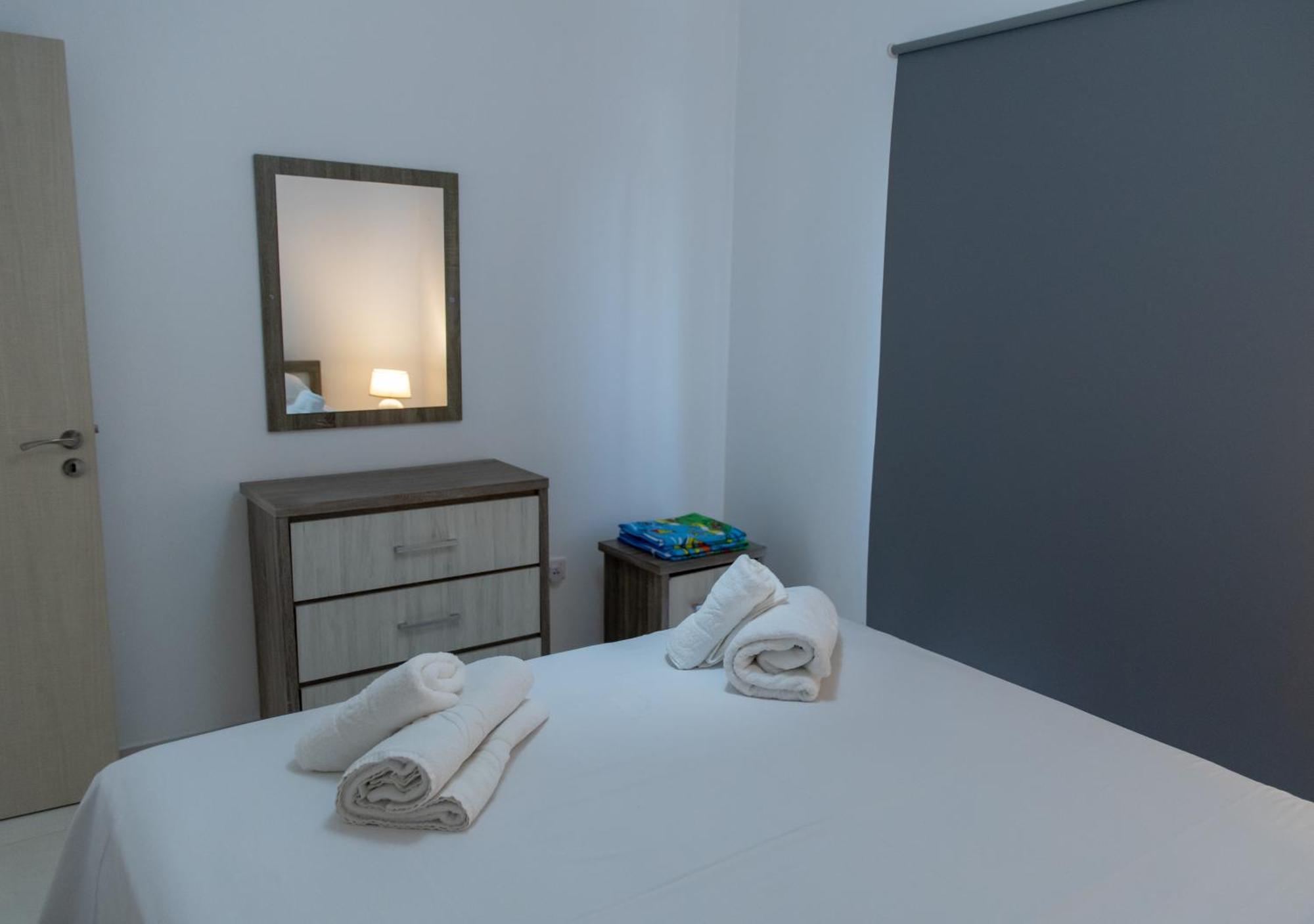Kypkeys Apartments Voroklini Room photo
